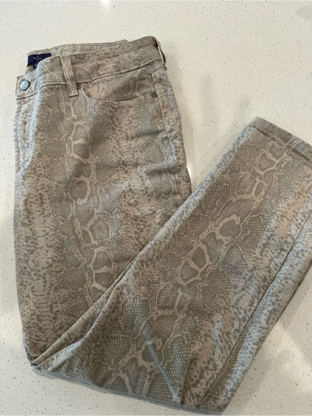 NYDJ Women’s snakeskin Tan Patterned Jeans size 10 Petite